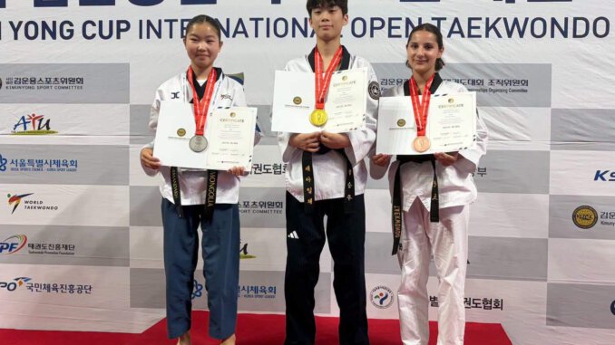Eine Schülerin der Sportschule Park in Stuttgart beim Kim un Yong Cup in Korea.